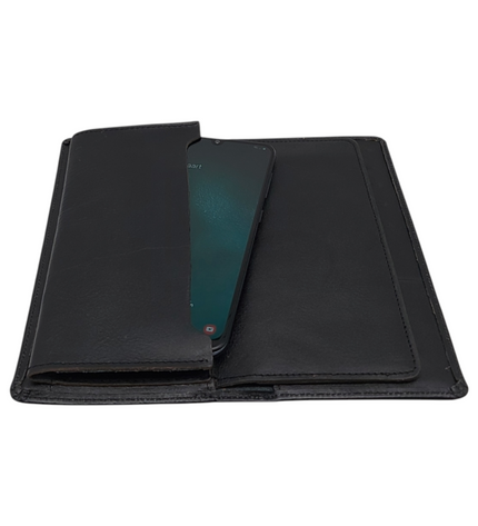 Men's wallet made of cowhide leather with phone compartment