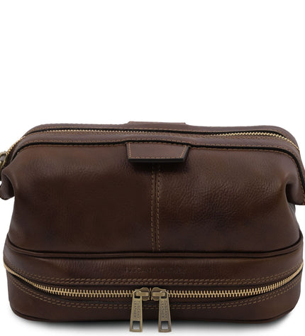 TL142204 – Jacob - leren toilet bag