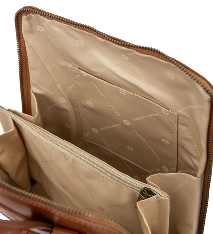 TL142410 – Paris - Small leren backpack for women