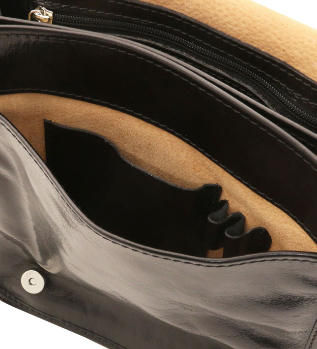 TL141255 – TL Messenger - Two compartments leren shoulder bag