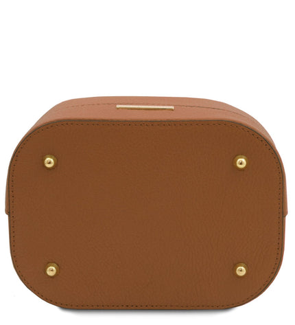 TL142146 – TL Bag - leren bucket bag