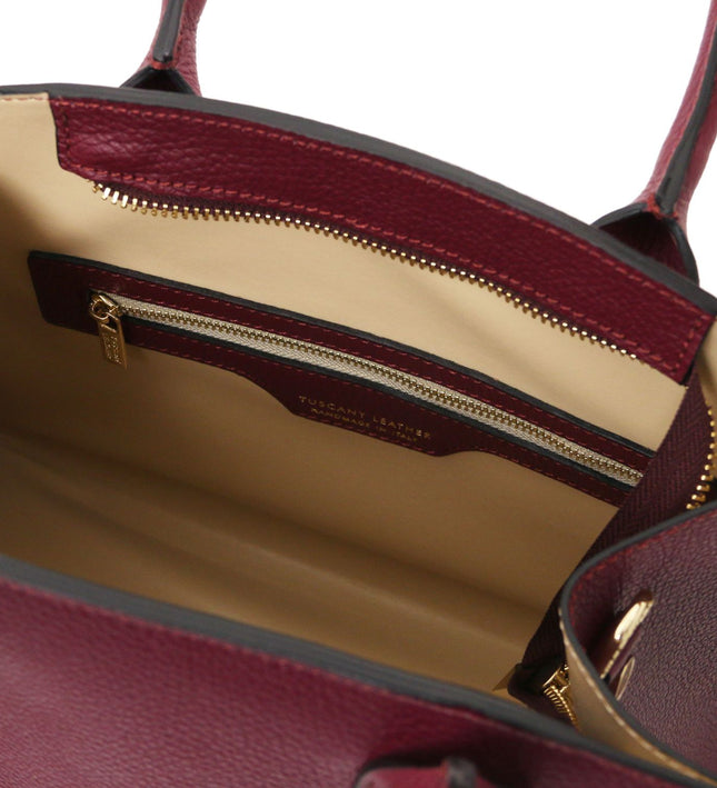 TL142421 – Coccola - leren handbag