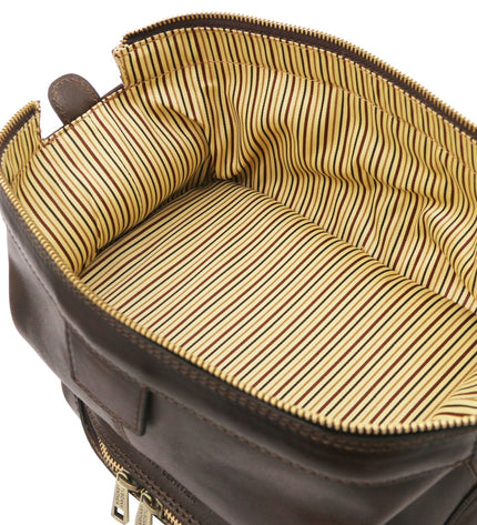 TL142204 – Jacob - leren toilet bag