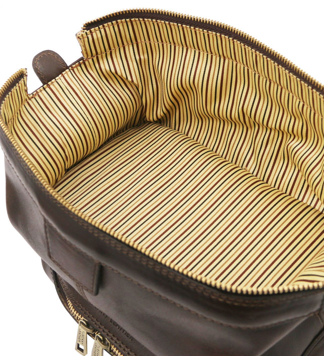 TL142204 – Jacob - leren toilet bag