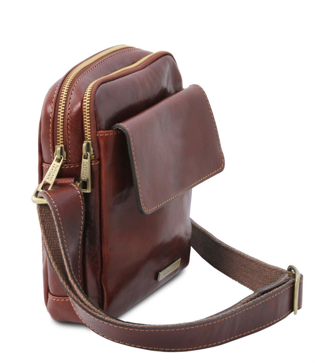 TL141915 – Larry - leren Crossbody Bag