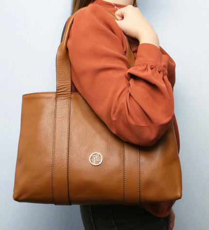 TL142415 – Callie - Soft leren shoulder bag