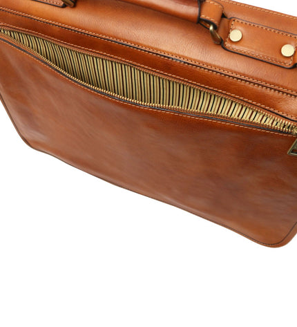 TL142073 – Ancona - leren messenger bag