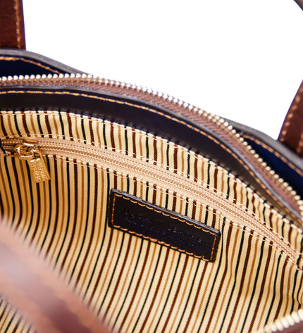 TL142406 – Amelia - leren tote