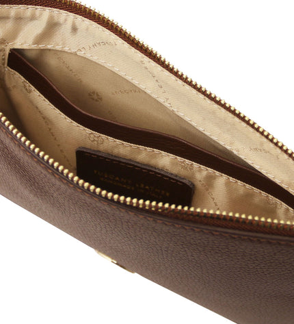 TL142461 – Diva - leren clutch with chain strap