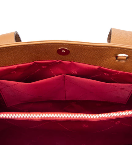 TL142415 – Callie - Soft leren shoulder bag