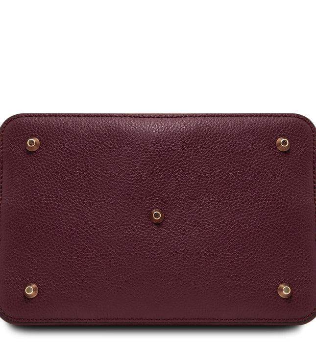 TL142476 – Minerva - leren bucket bag