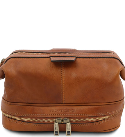 TL142204 – Jacob - leren toilet bag