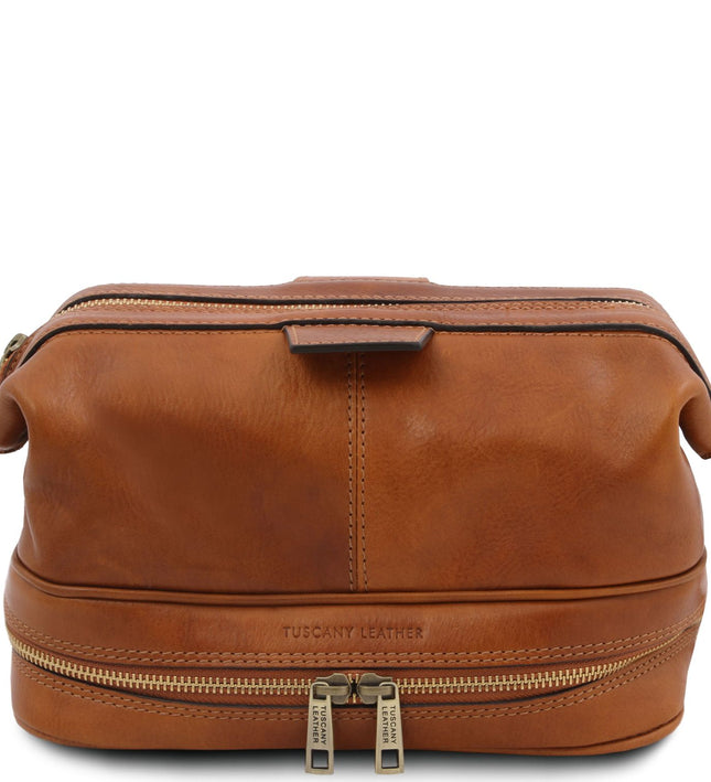 TL142204 – Jacob - leren toilet bag