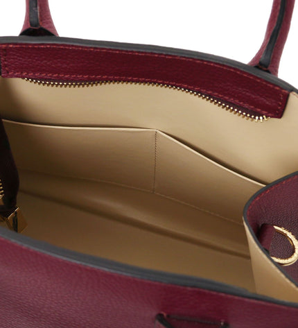 TL142421 – Coccola - leren handbag