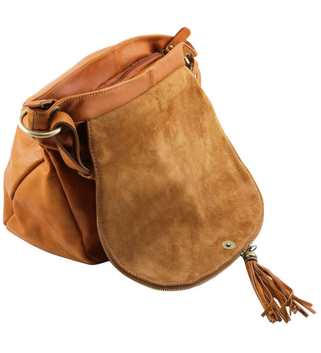TL141110 – TL Bag - Soft leren shoulder bag with tassel detail