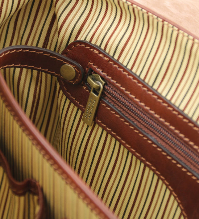 TL142068 – Mantova - leren multi compartment TL SMART briefcase with flap