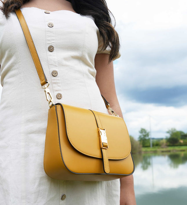 TL141598 – Nausica - leren shoulder bag