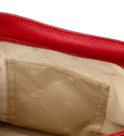 Tuscany Leather – Brenda - Soft leather shoulder bag – Lipstick Red (TL142450)
