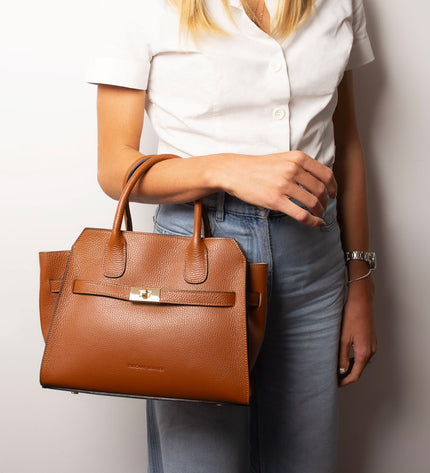 TL142507 – Origami - leren tote